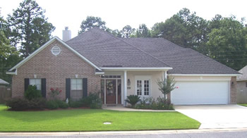 feature-home-548-grand-oaks-1.jpg